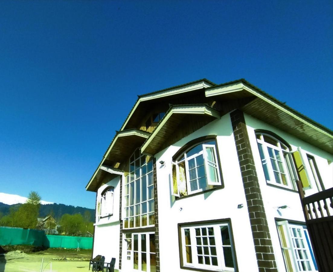 The Gulmarg Gateway Resort Srinagar  Exterior photo